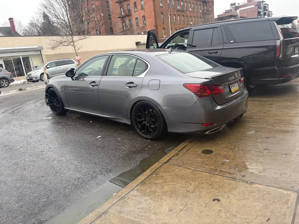 2014 Lexus GS 4th Gen - Image 2 of 3
