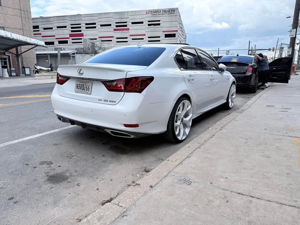 2014 Lexus GS 4th Gen - Image 8 of 13