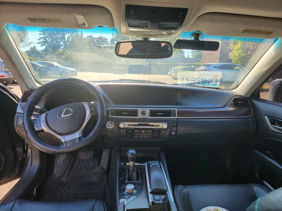 2014 Lexus GS 4th Gen - Image 5 of 9