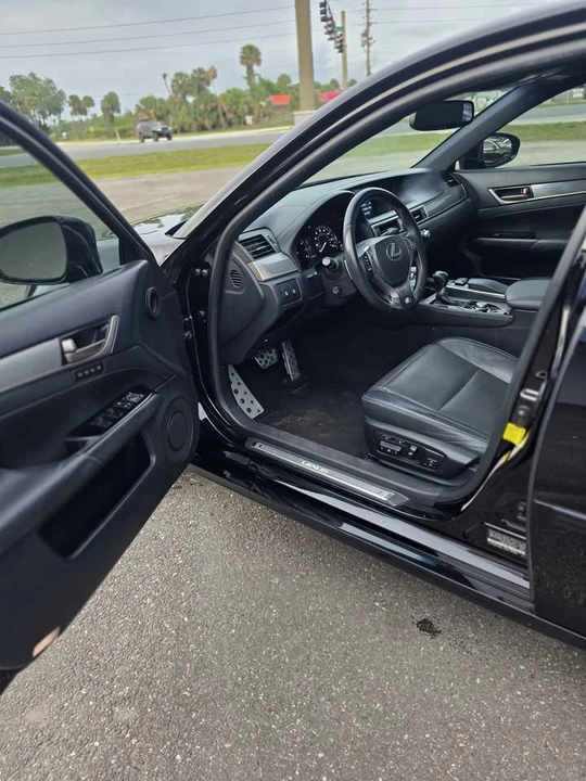 2014 Lexus GS 4th Gen - Image 14 of 20