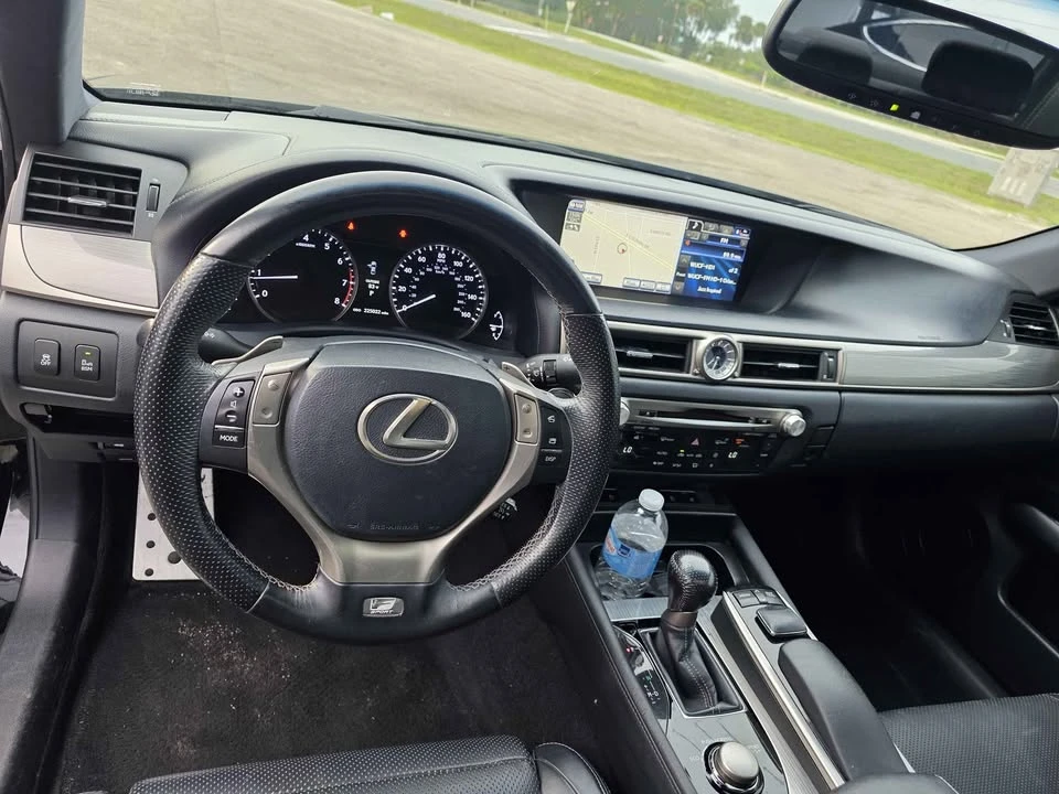 2014 Lexus GS 4th Gen - Image 13 of 20