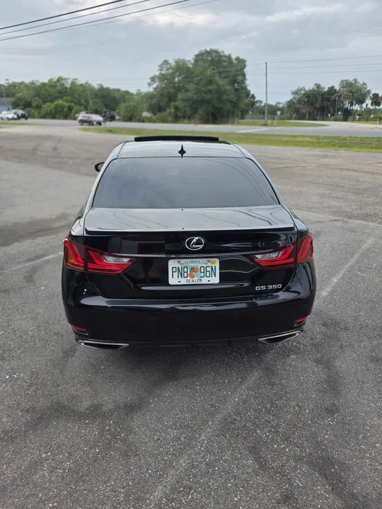2014 Lexus GS 4th Gen - Image 9 of 20