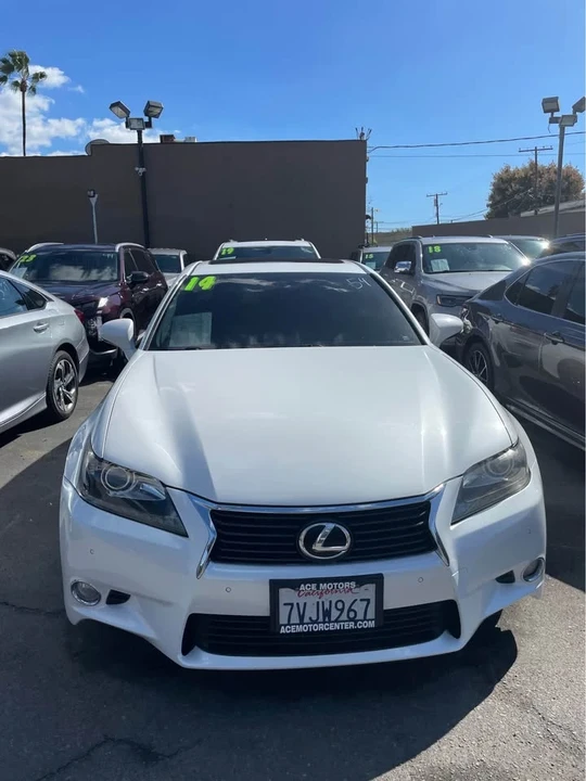 2014 Lexus GS 4th Gen - Image 2 of 3