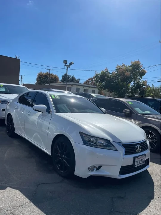 2014 Lexus GS 4th Gen - Image 3 of 3