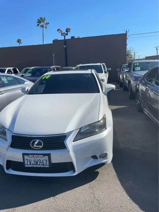 2014 Lexus GS 4th Gen - Image 3 of 3
