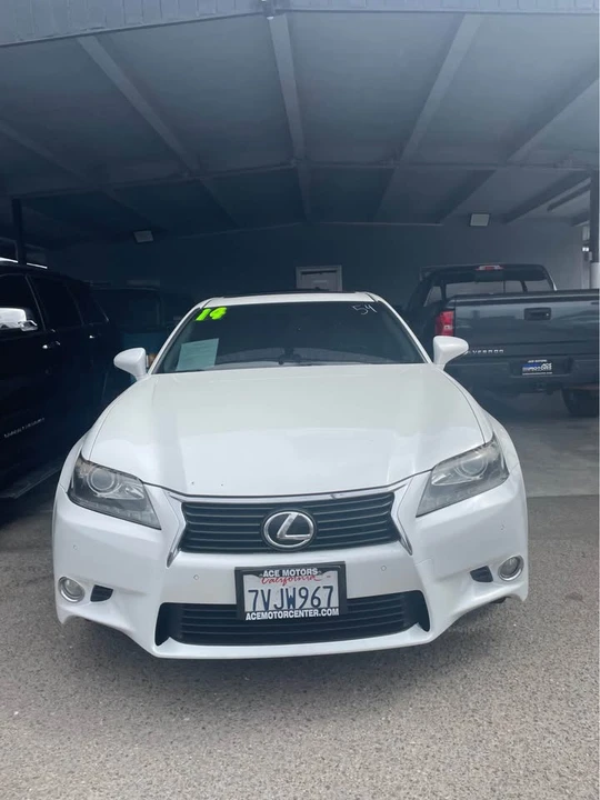2014 Lexus GS 4th Gen - Image 2 of 3