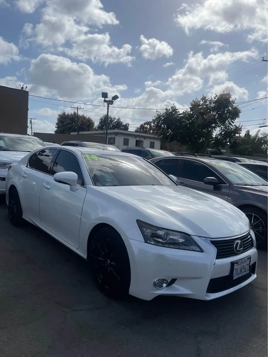 2014 Lexus GS 4th Gen - Image 2 of 2