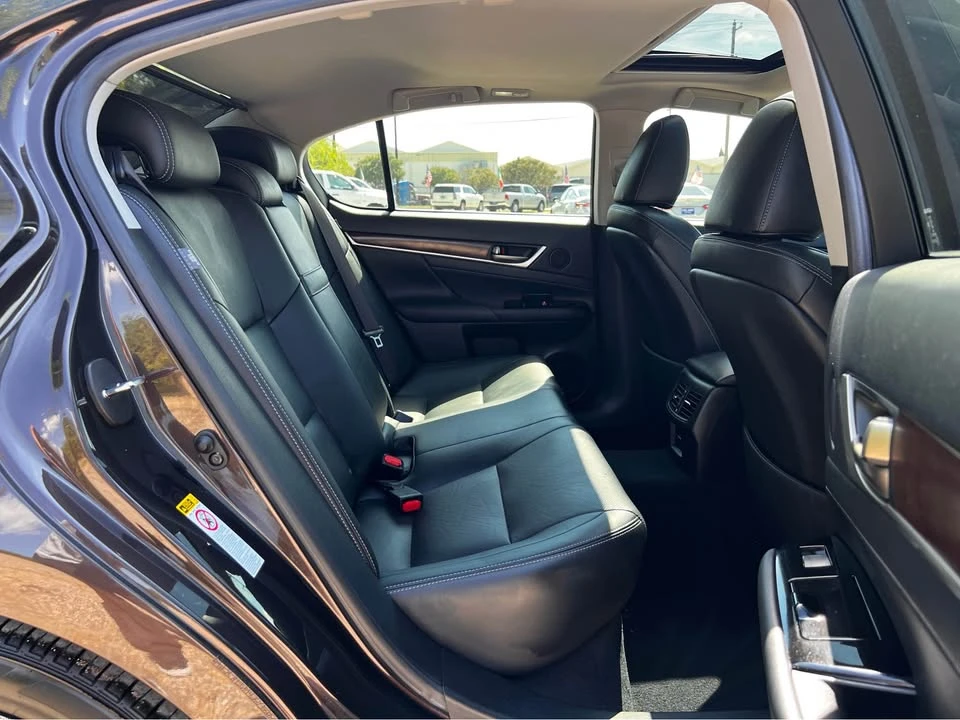 2014 Lexus GS 4th Gen - Image 10 of 20