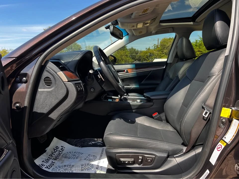 2014 Lexus GS 4th Gen - Image 8 of 20