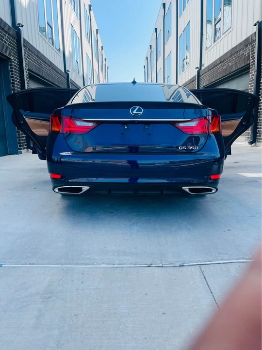 2014 Lexus GS 4th Gen - Image 10 of 15
