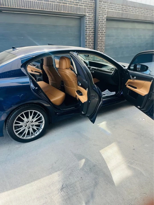 2014 Lexus GS 4th Gen - Image 12 of 15