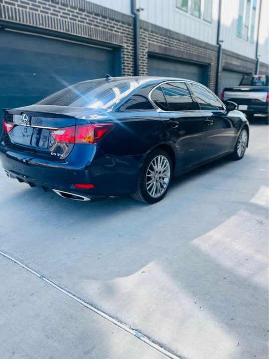 2014 Lexus GS 4th Gen - Image 3 of 15