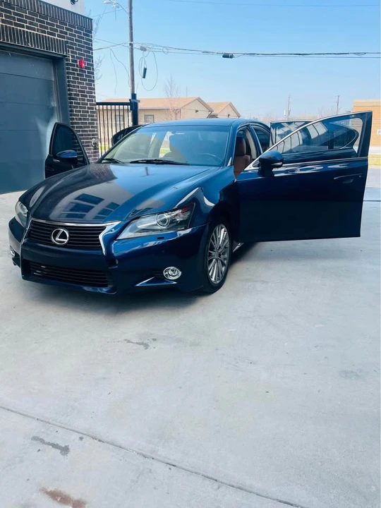 2014 Lexus GS 4th Gen - Image 9 of 15