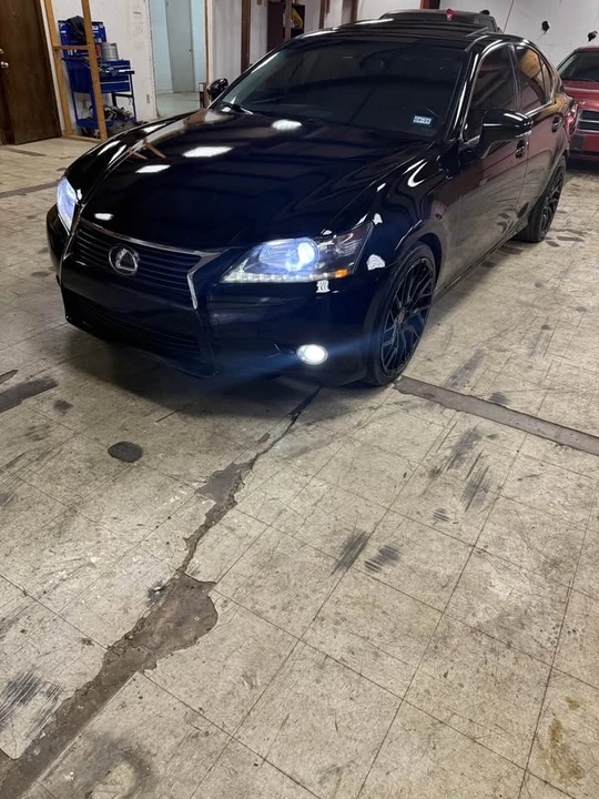 2014 Lexus GS 4th Gen - Image 2 of 10