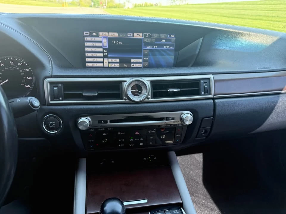 2014 Lexus GS 4th Gen - Image 12 of 14