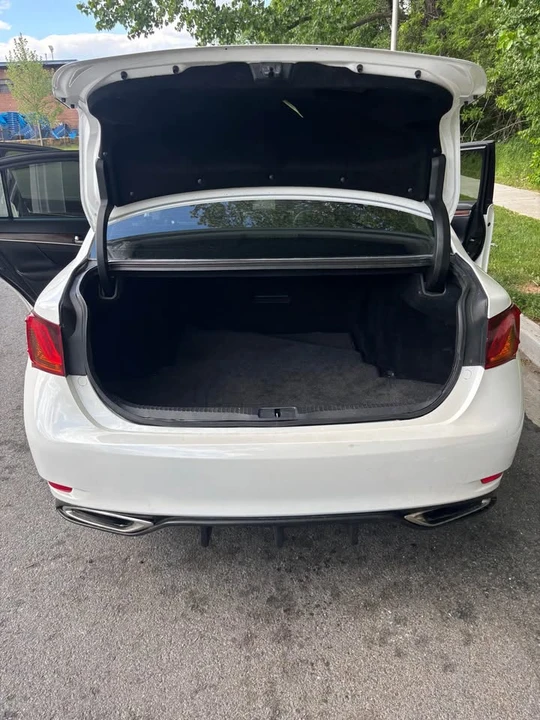 2014 Lexus GS 4th Gen - Image 4 of 10