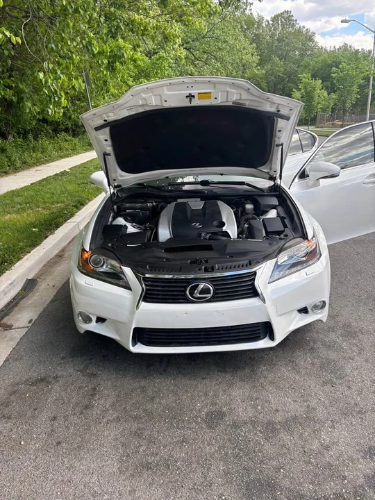2014 Lexus GS 4th Gen - Image 2 of 10