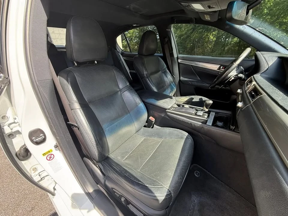2014 Lexus GS 4th Gen - Image 12 of 20