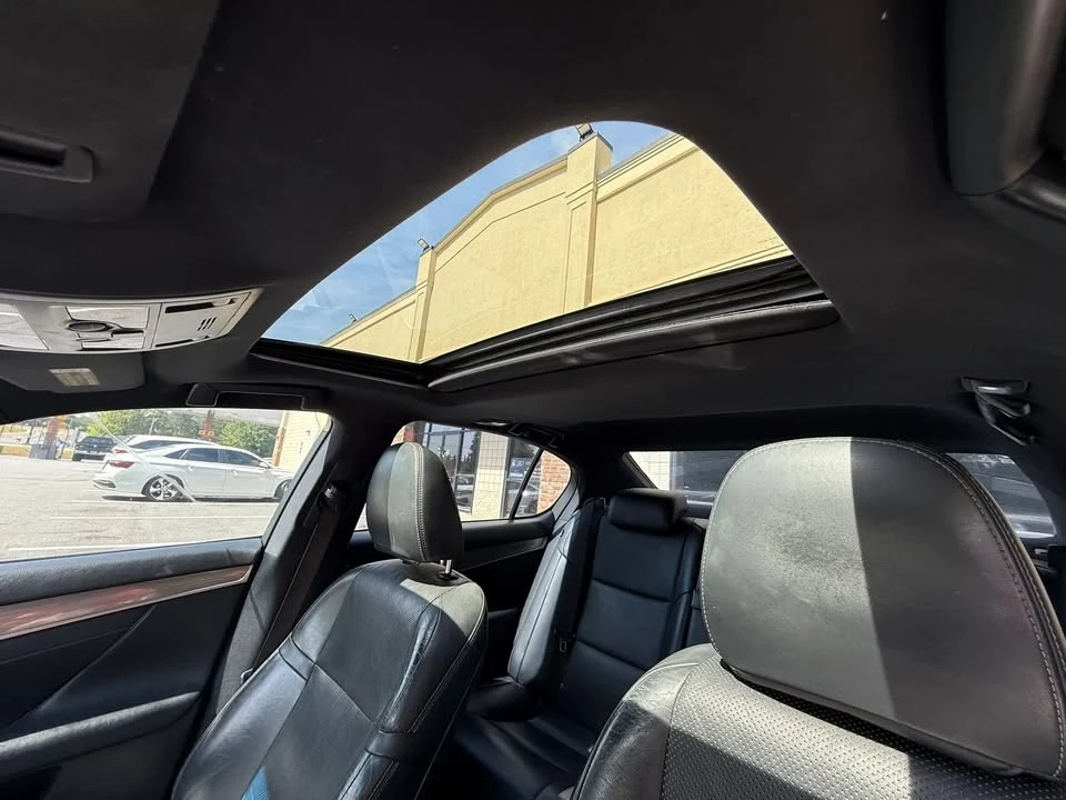 2014 Lexus GS 4th Gen - Image 15 of 20