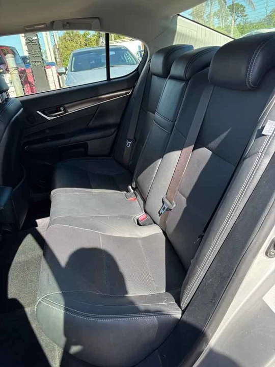 2014 Lexus GS 4th Gen - Image 3 of 11