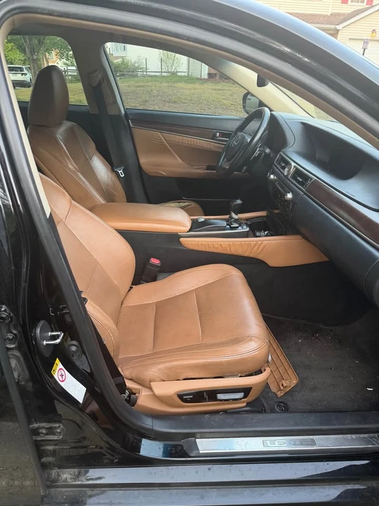 2014 Lexus GS 4th Gen - Image 10 of 10