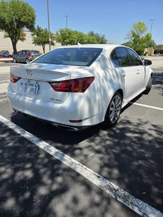 2014 Lexus GS 4th Gen - Image 3 of 13