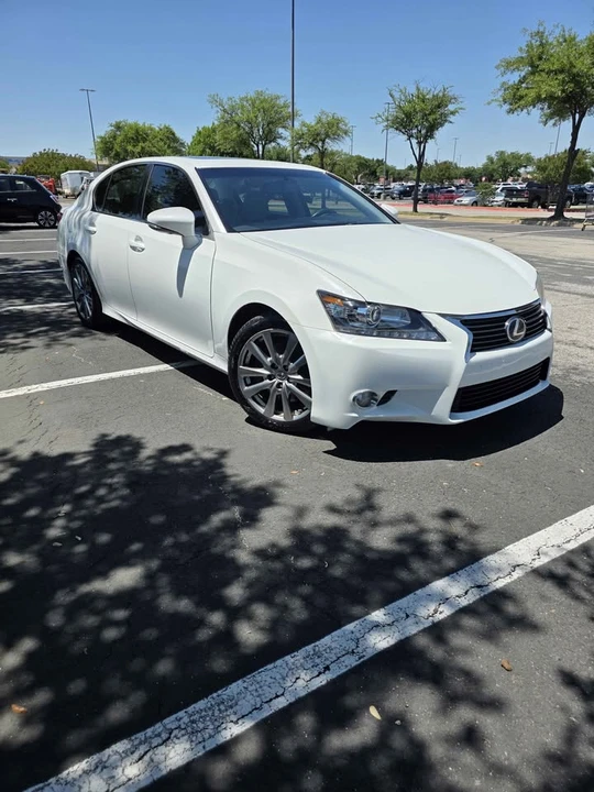2014 Lexus GS 4th Gen - Image 4 of 13