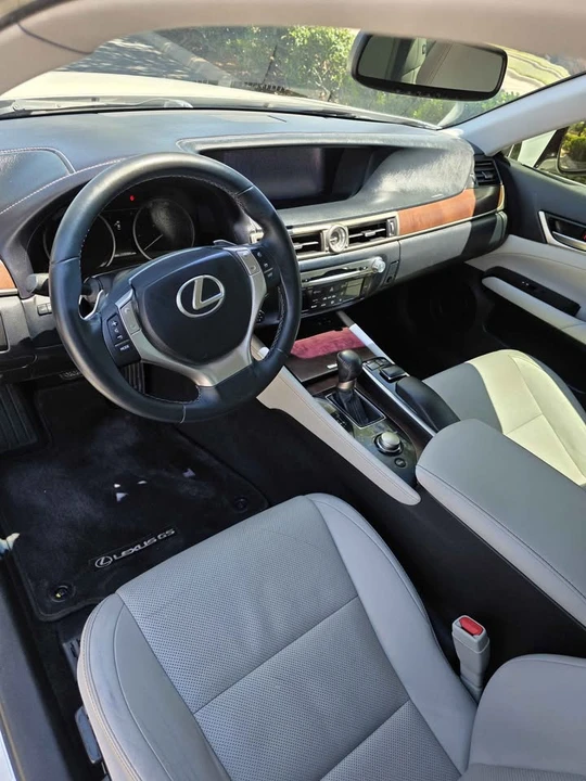 2014 Lexus GS 4th Gen - Image 5 of 13
