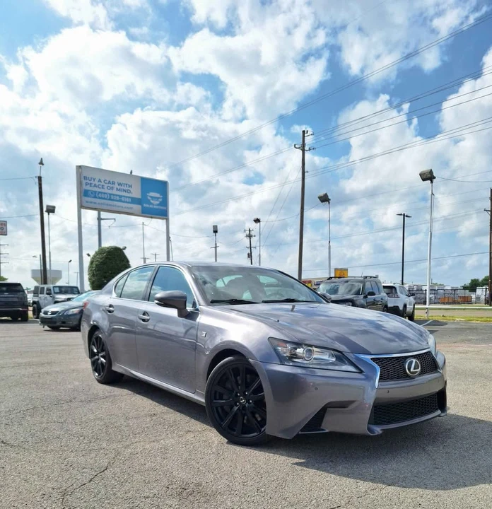 2014 Lexus GS 4th Gen - Image 4 of 16