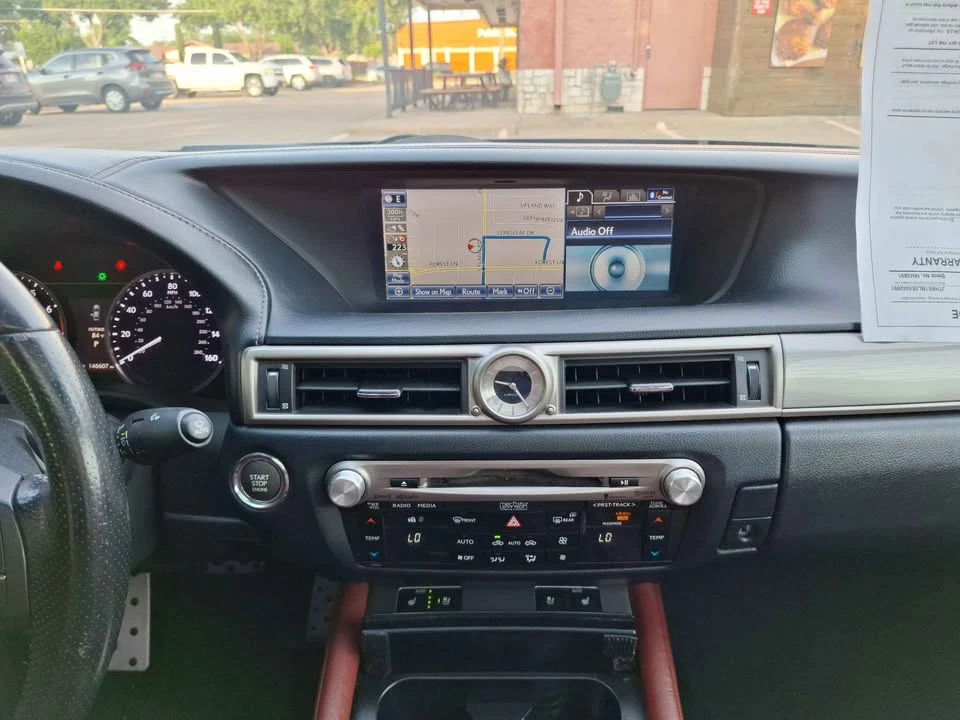 2014 Lexus GS 4th Gen - Image 11 of 16