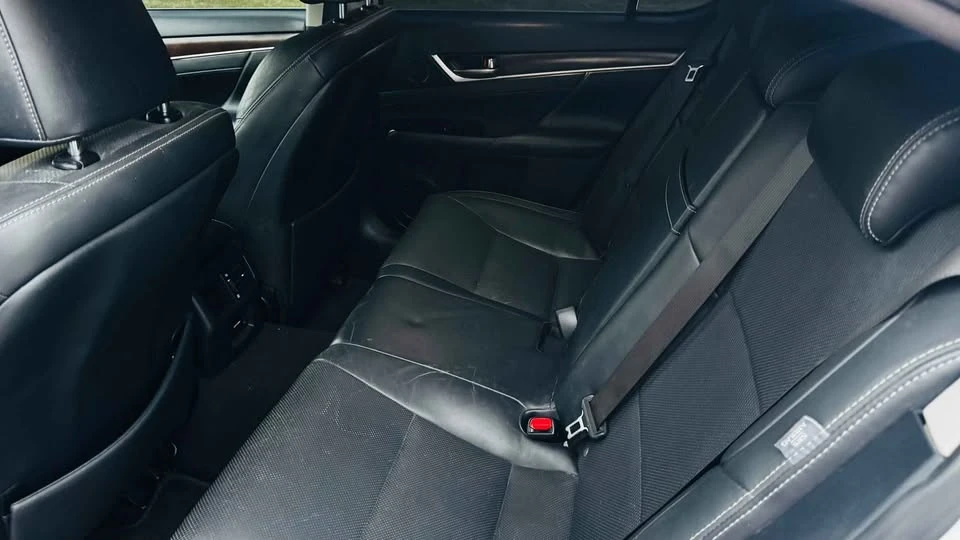 2014 Lexus GS 4th Gen - Image 11 of 18
