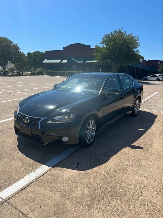 2014 Lexus GS 4th Gen - Image 2 of 15