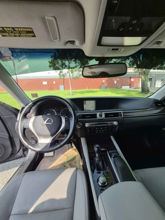 2014 Lexus GS 4th Gen - Image 11 of 12