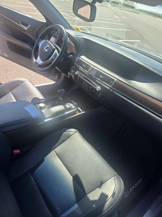 2014 Lexus GS 4th Gen - Image 8 of 20
