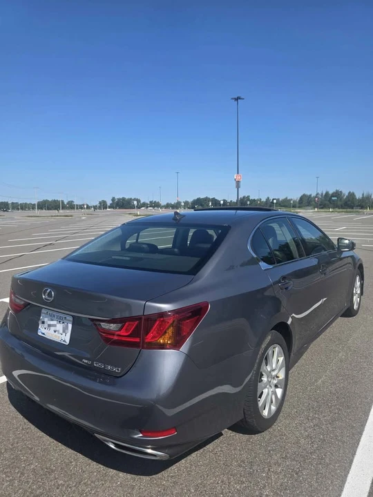 2014 Lexus GS 4th Gen - Image 5 of 20