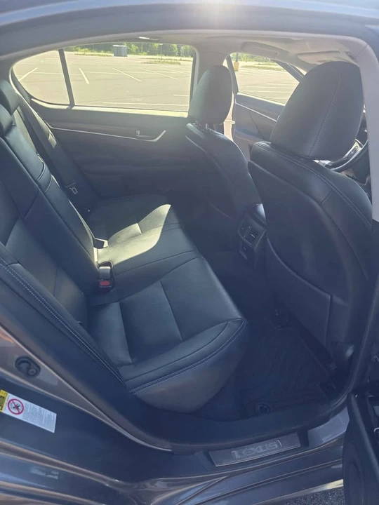 2014 Lexus GS 4th Gen - Image 9 of 20