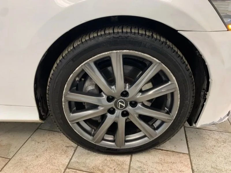 2014 Lexus GS 4th Gen - Image 9 of 12