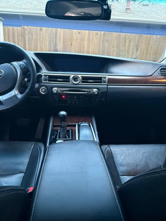 2014 Lexus GS 4th Gen - Image 2 of 20