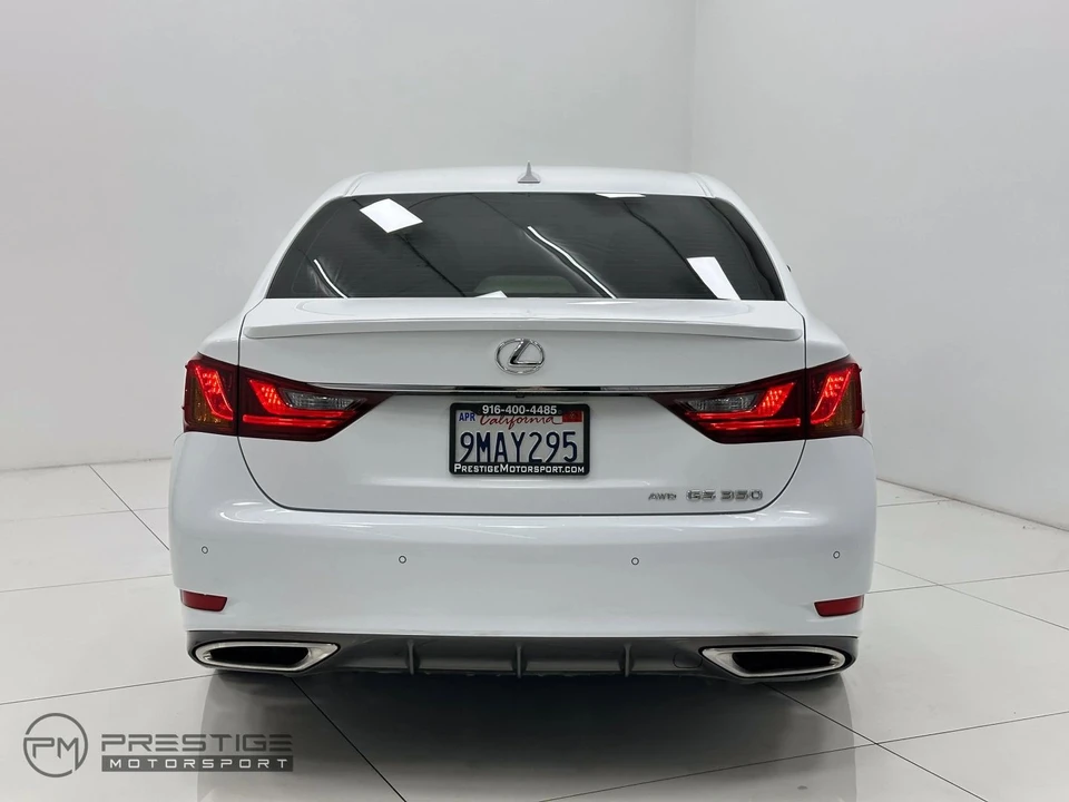 2014 Lexus GS 4th Gen - Image 28 of 31
