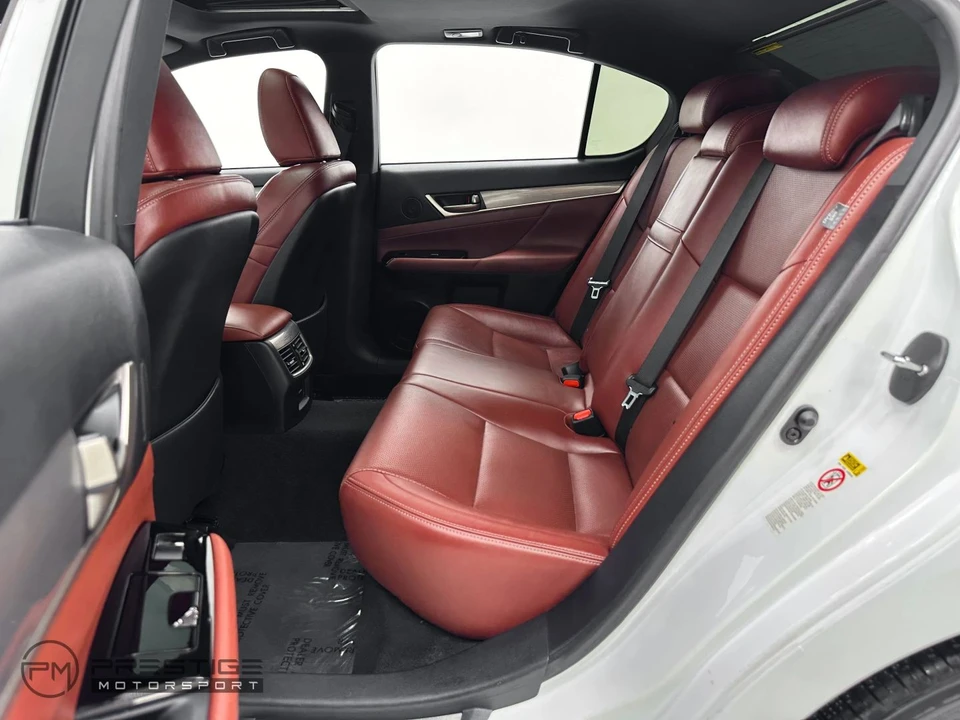 2014 Lexus GS 4th Gen - Image 24 of 31