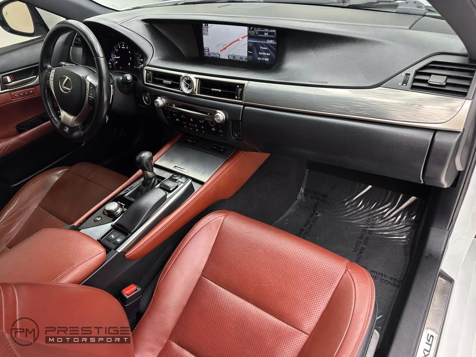 2014 Lexus GS 4th Gen - Image 15 of 21