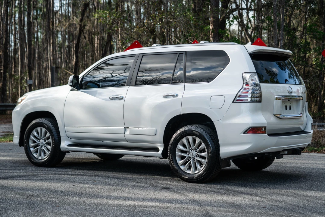 2014 Lexus GX 2nd Gen - Image 13 of 31