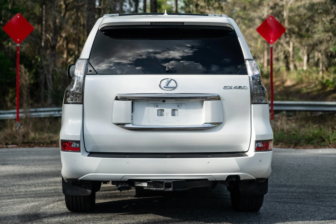 2014 Lexus GX 2nd Gen - Image 5 of 31