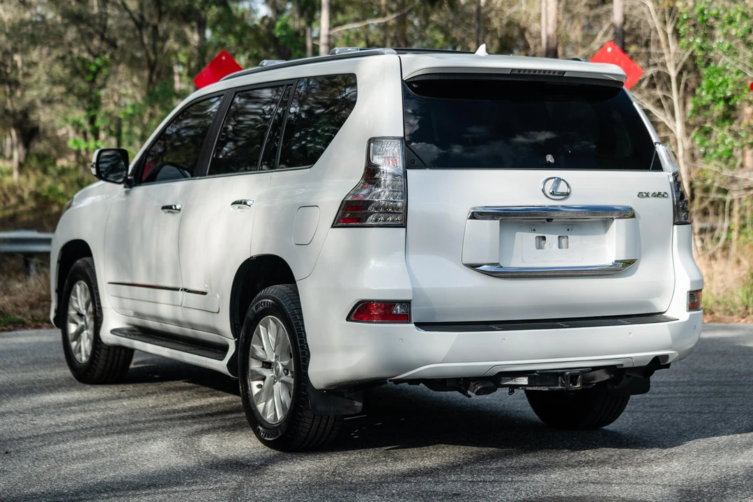 2014 Lexus GX 2nd Gen - Image 15 of 31
