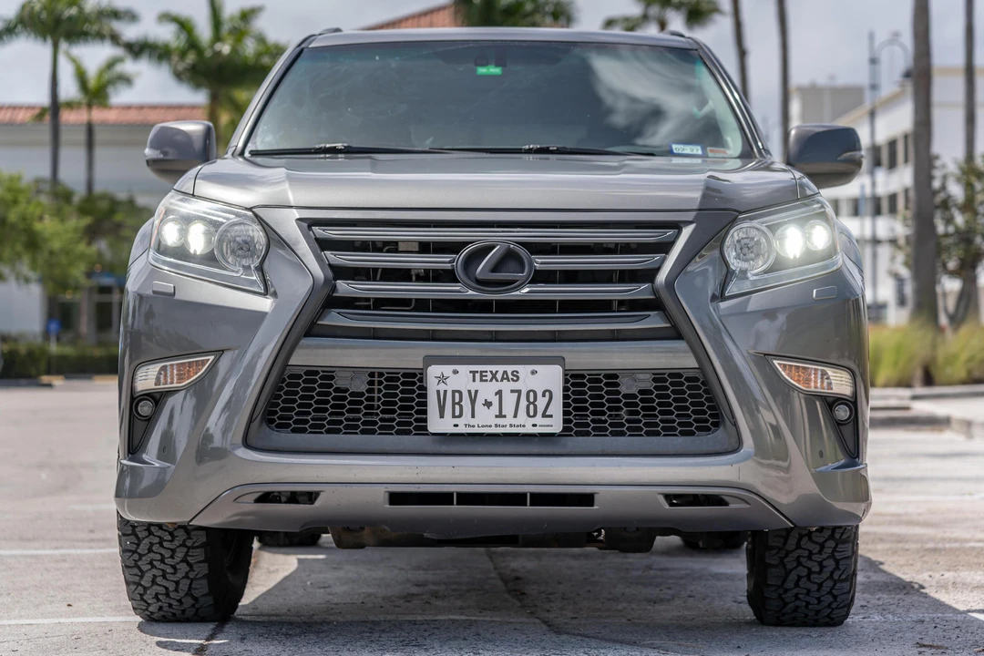 2014 Lexus GX 2nd Gen - Image 2 of 31