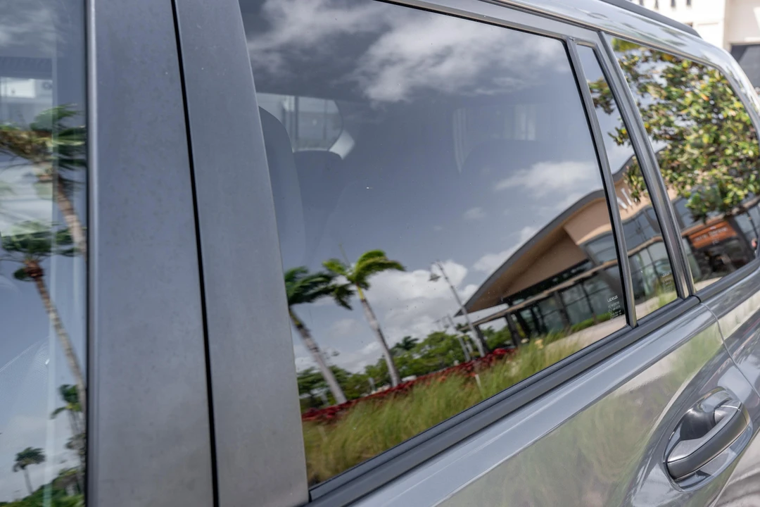 2014 Lexus GX 2nd Gen - Image 25 of 31