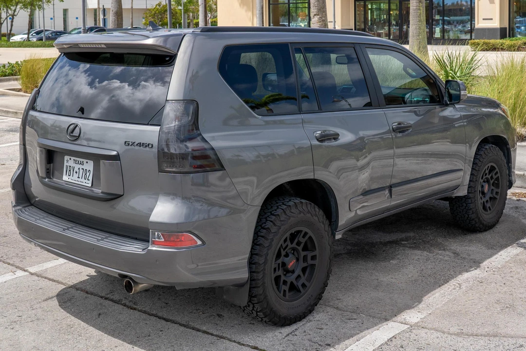 2014 Lexus GX 2nd Gen - Image 4 of 31