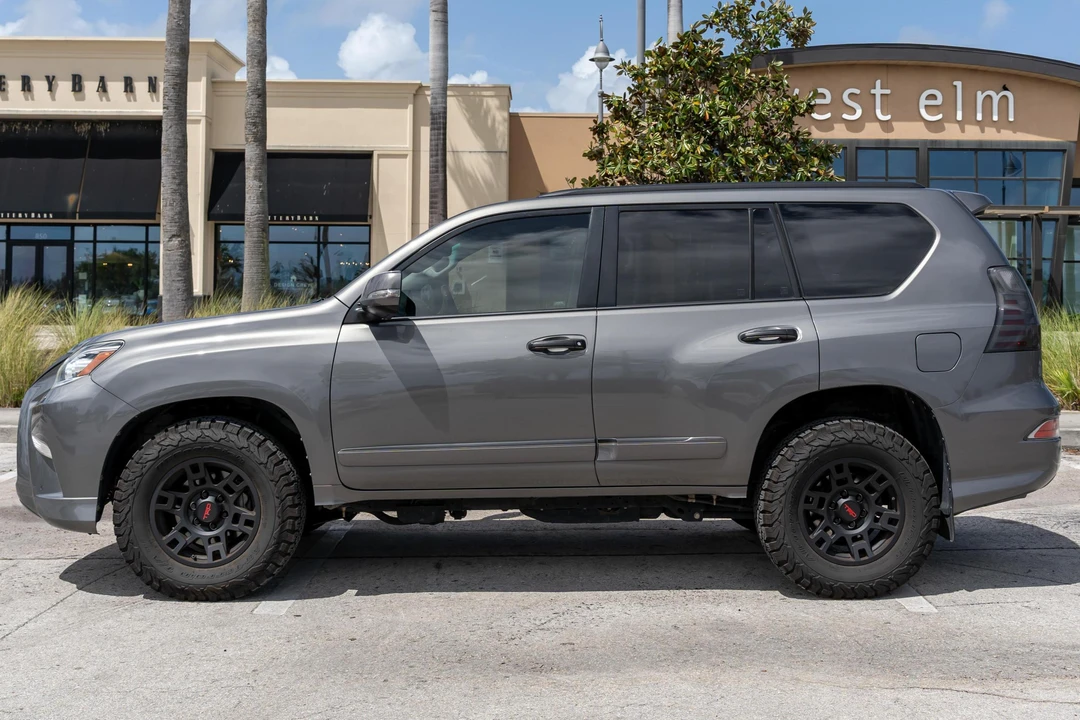 2014 Lexus GX 2nd Gen - Image 3 of 31