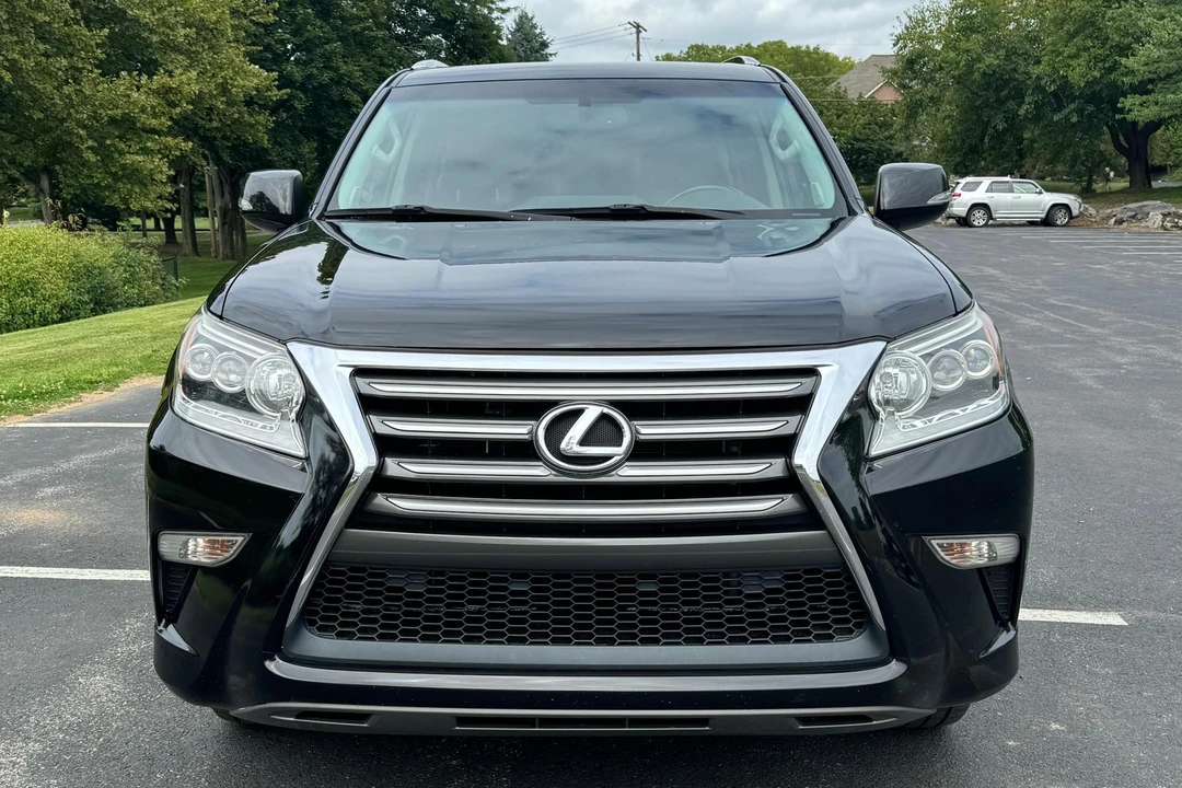 2014 Lexus GX 2nd Gen - Image 2 of 31
