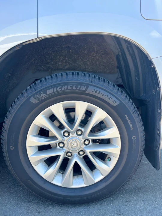 2014 Lexus GX 2nd Gen - Image 27 of 31